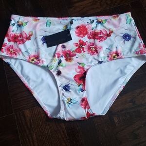 High waisted Bikini Village Bottoms